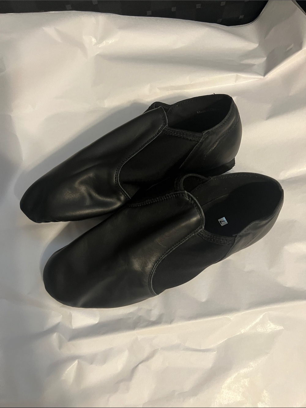 Linodes  Slip-On Black Dance  Shoes